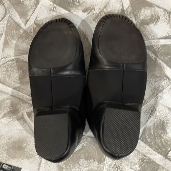 Dance shoes - Picture 4 of 4